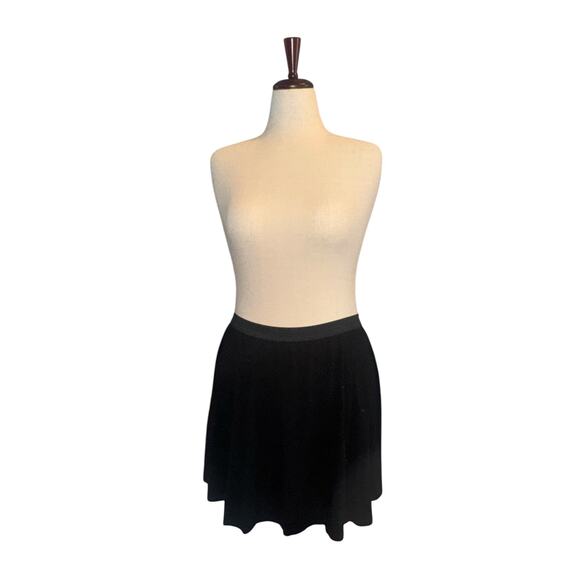 ASOS Black stretchy skater style skirt sz 14 - Picture 1 of 6